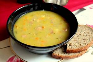 How many calories are in pea soup