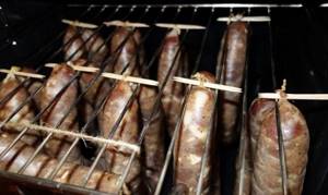 How many calories are in smoked sausage?