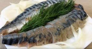 salted mackerel at home is very tasty