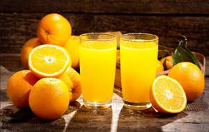 Сок апельсиновый. Калорийность на 100 грамм, 250 мл, польза, вред свежевыжатого с мякотью и без