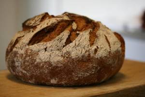 Malt bread composition