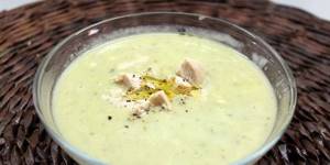 Cream soup with chicken