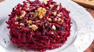 Boiled beets. Calorie content per 100 grams for weight loss, health benefits, harm. Salad Recipes 