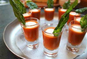 tomato juice benefits and harms with sour cream