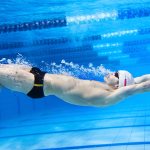 Тренировки в бассейне. Программы для женщин и мужчин