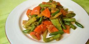 Stewed vegetables on a plate