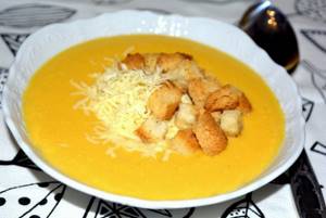 pumpkin soup with cheese and croutons