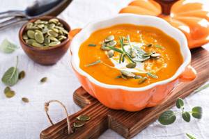 Pumpkin soup with cream