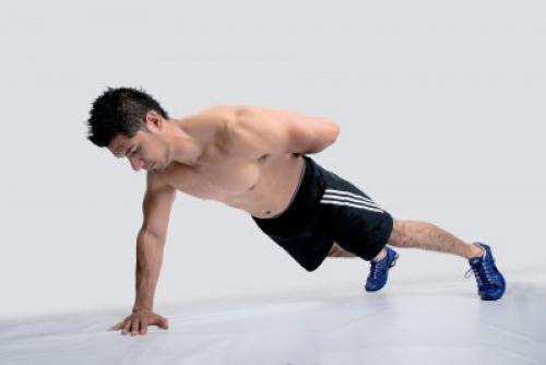 Exercises for losing weight on the stomach and sides - plank. Does it help you lose weight on your belly and sides? 