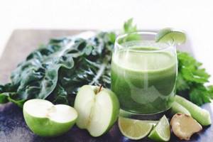 apples and celery juice