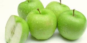 Зеленые яблоки