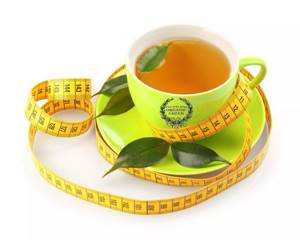 зеленый чай и сантиметр